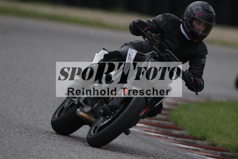 Archiv-2025/10 23.04.2025 Cornu Master School ADR/gruen-vert/67